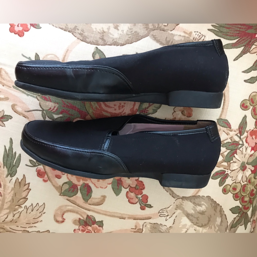 Taryn Rose, 37.5 - Picture 3 of 6